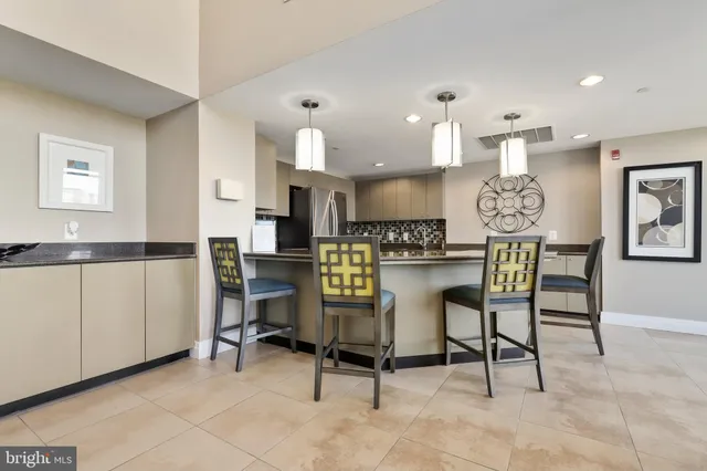 $463,000 | 2451 Midtown Avenue, Unit 203, Alexandria, VA 22303