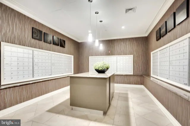 $463,000 | 2451 Midtown Avenue, Unit 203, Alexandria, VA 22303