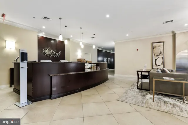 $463,000 | 2451 Midtown Avenue, Unit 203, Alexandria, VA 22303