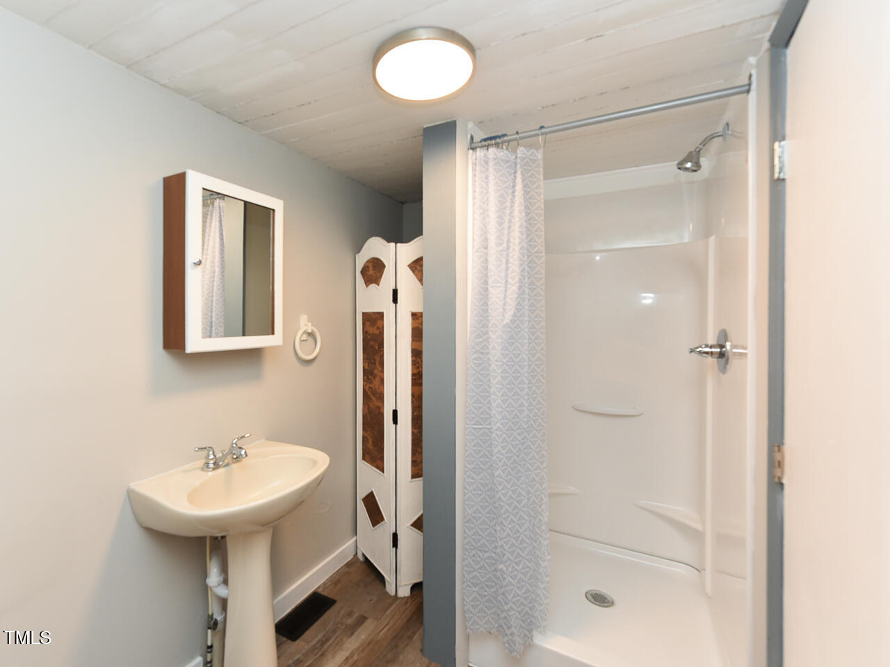 232 Mitchell Farm Road Goldsboro, NC 27530 - Photo 13 of 82 1 - interior - full bath - OK