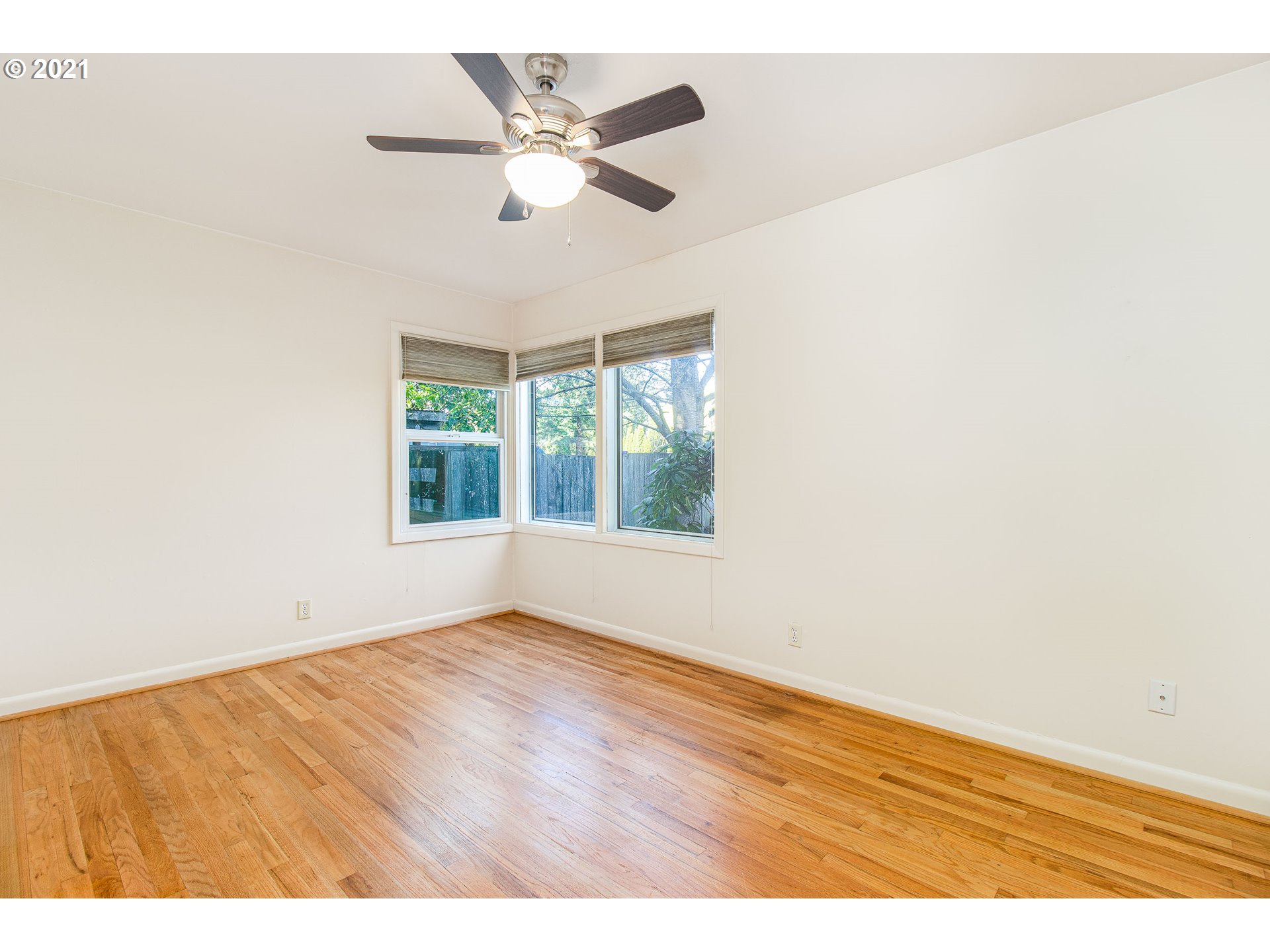7660 Southwest Oleson Road Portland, OR 97223 - Photo 22 of 32