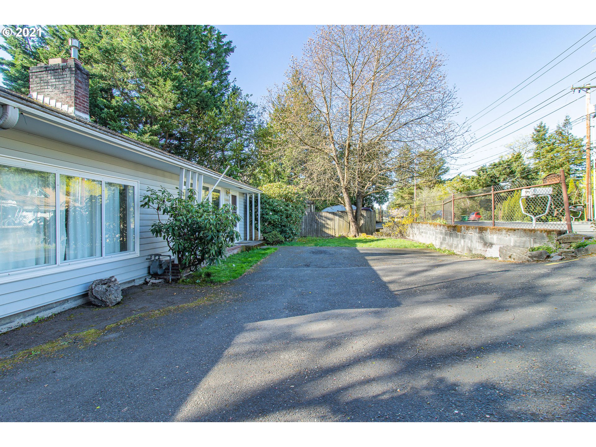 7660 Southwest Oleson Road Portland, OR 97223 - Photo 4 of 32