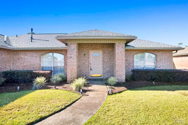 $2,300 | 578 Batten Boulevard, Pensacola, FL 32507