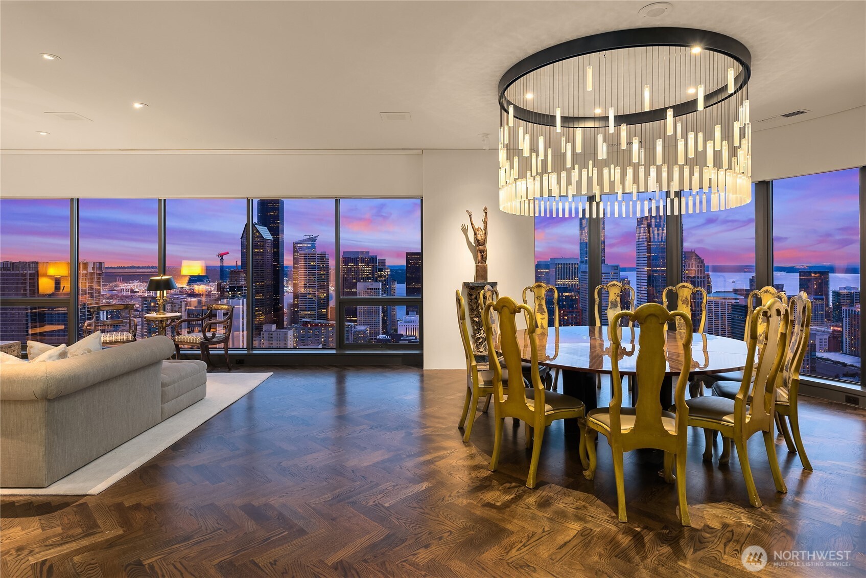 1301 Spring Street, Unit PH32 Seattle, WA 98104 - Photo 10 of 40 Gallery Image 10