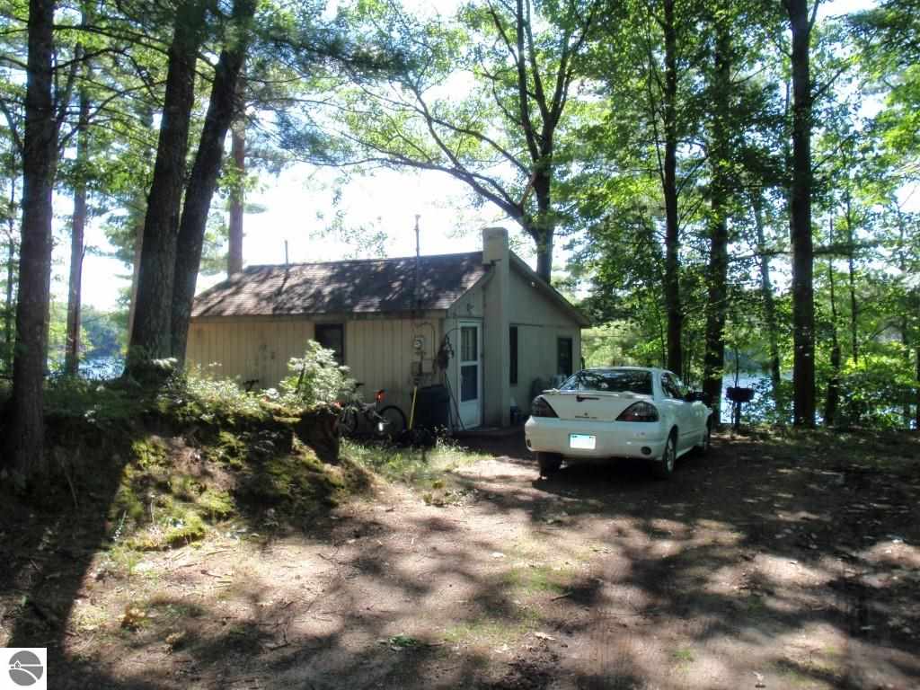 237-239 High Lake Road Traverse City, MI 49696 - Photo 15 of 29 1789186-14.JPG