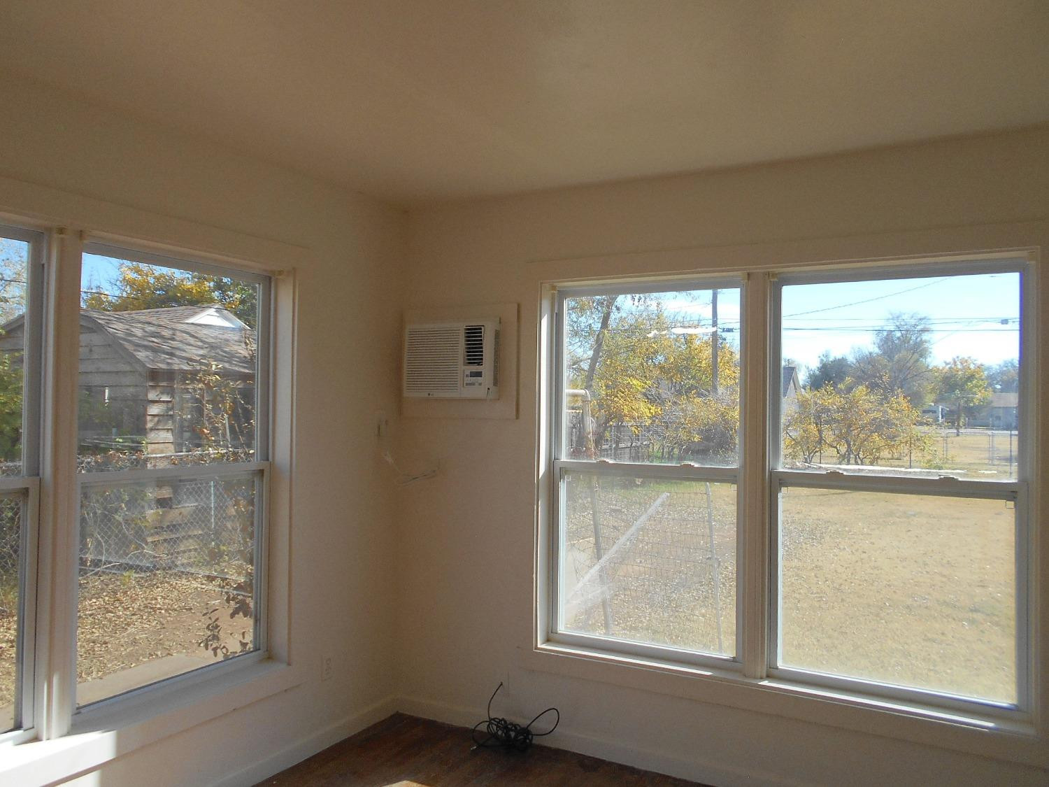 2207 26th Street Lubbock, TX 79411 - Photo 8 of 10 Photo 8