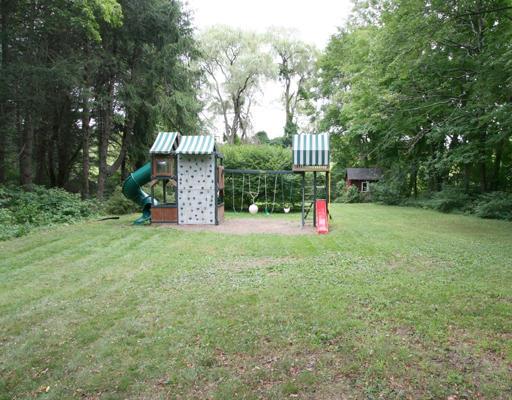 128 Common Street Walpole, MA 02081 - Photo 2 of 9 Gallery Image 2