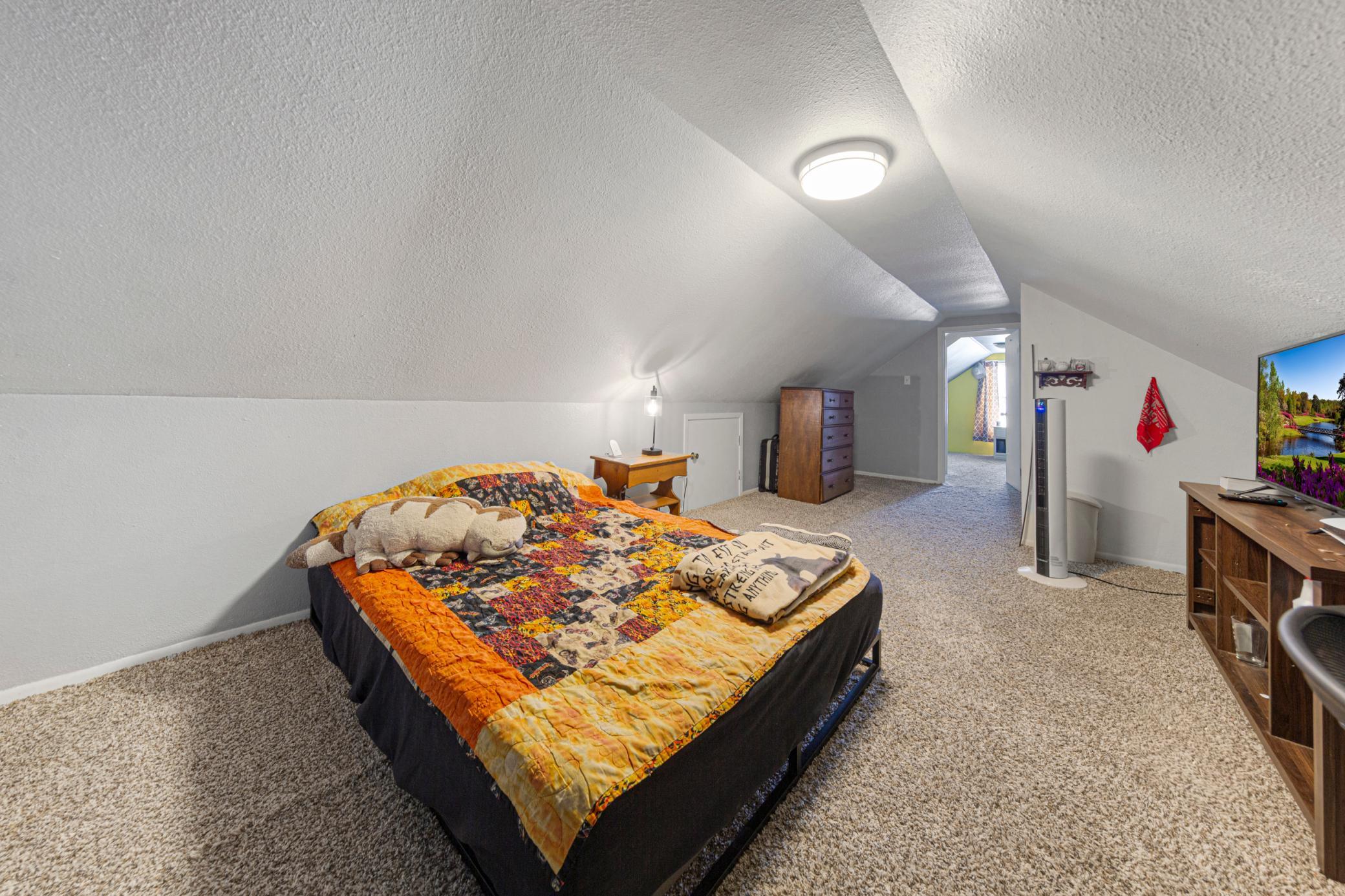 711 8th Street Northwest Austin, MN 55912 - Photo 17 of 34