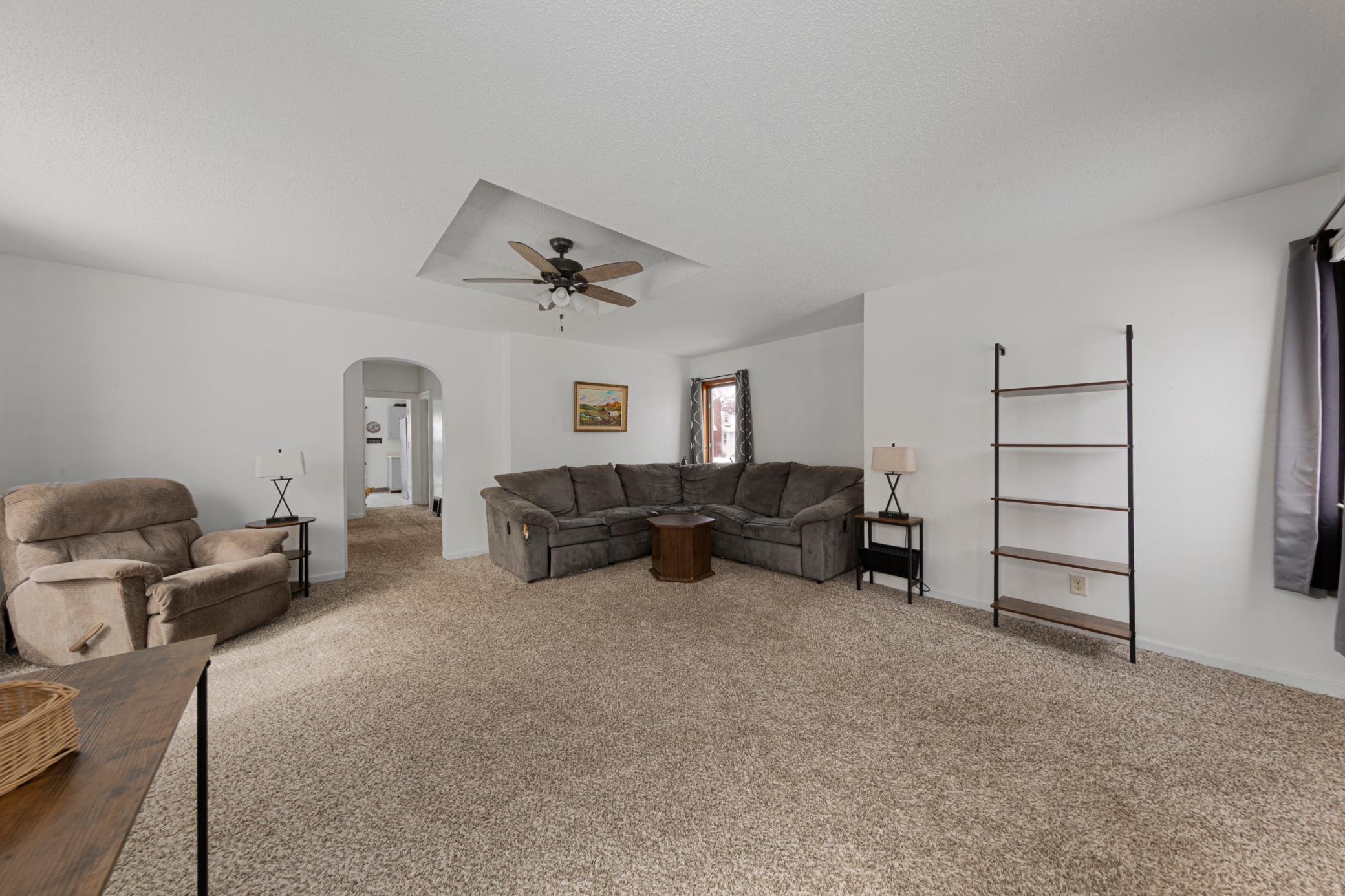 711 8th Street Northwest Austin, MN 55912 - Photo 6 of 34