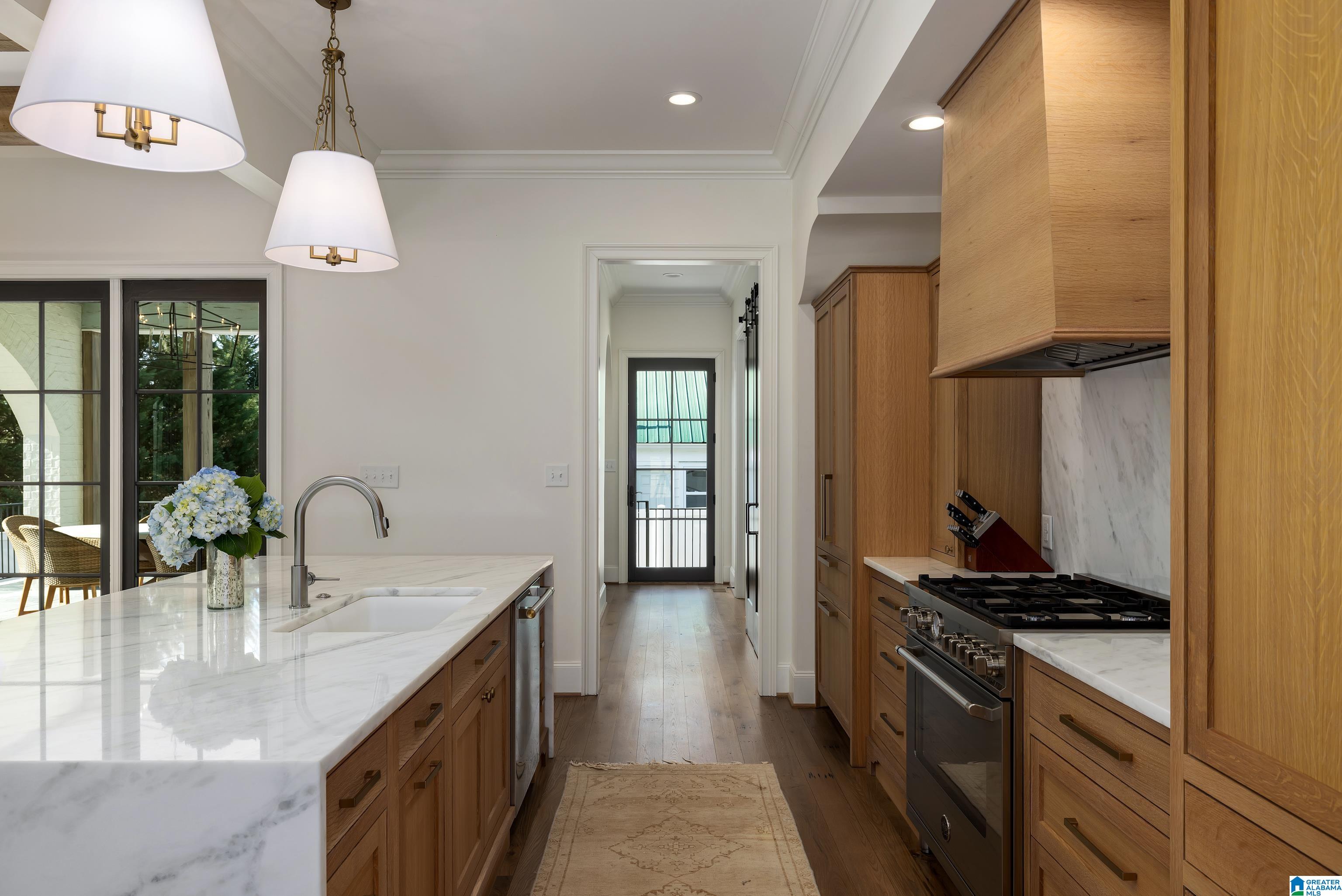 102 Ridge Road Birmingham, AL 35209 - Photo 29 of 78