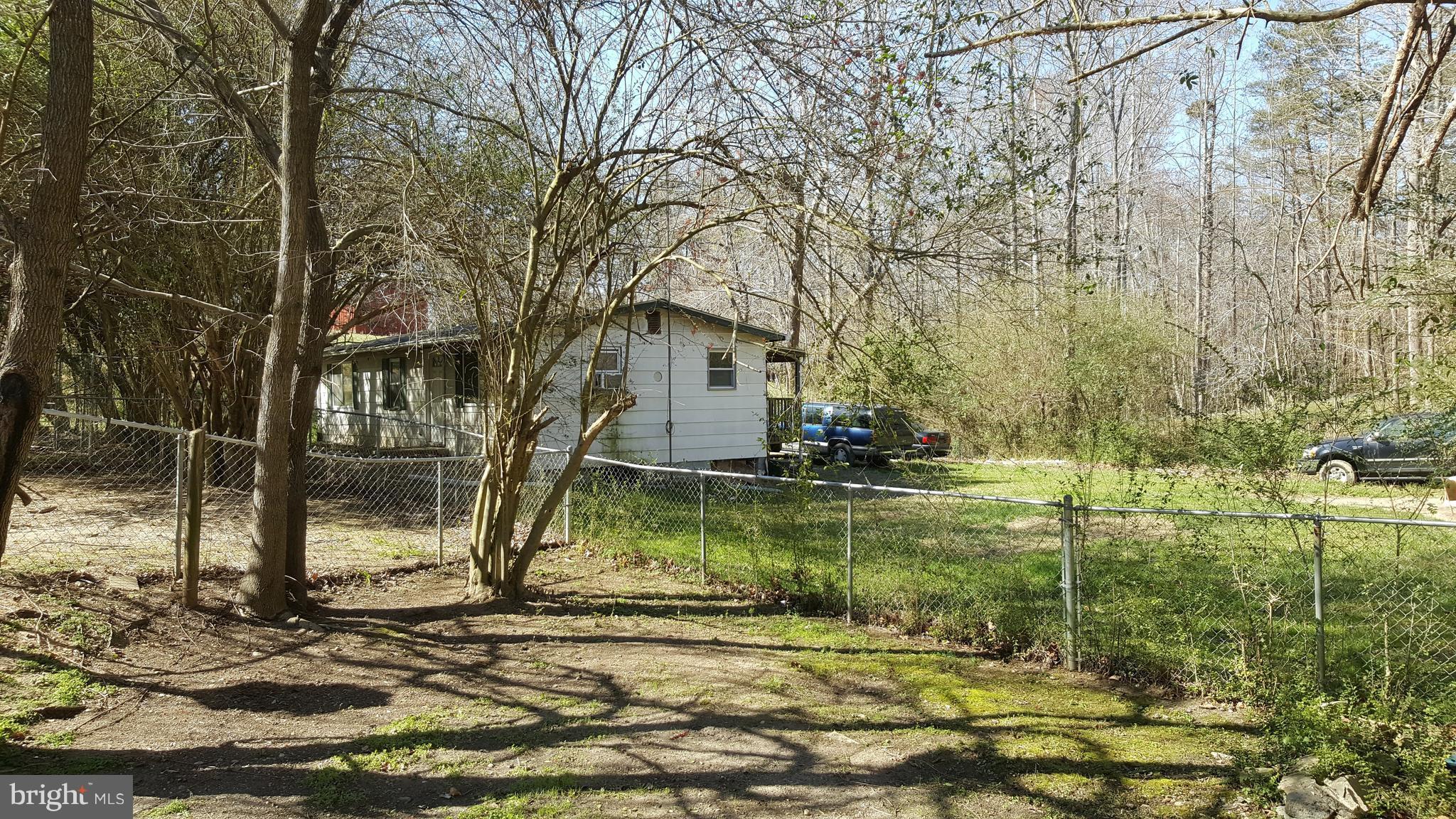 28 Knapp Road Stafford, VA 22554 - Photo 14 of 15 Side of property with View of other property