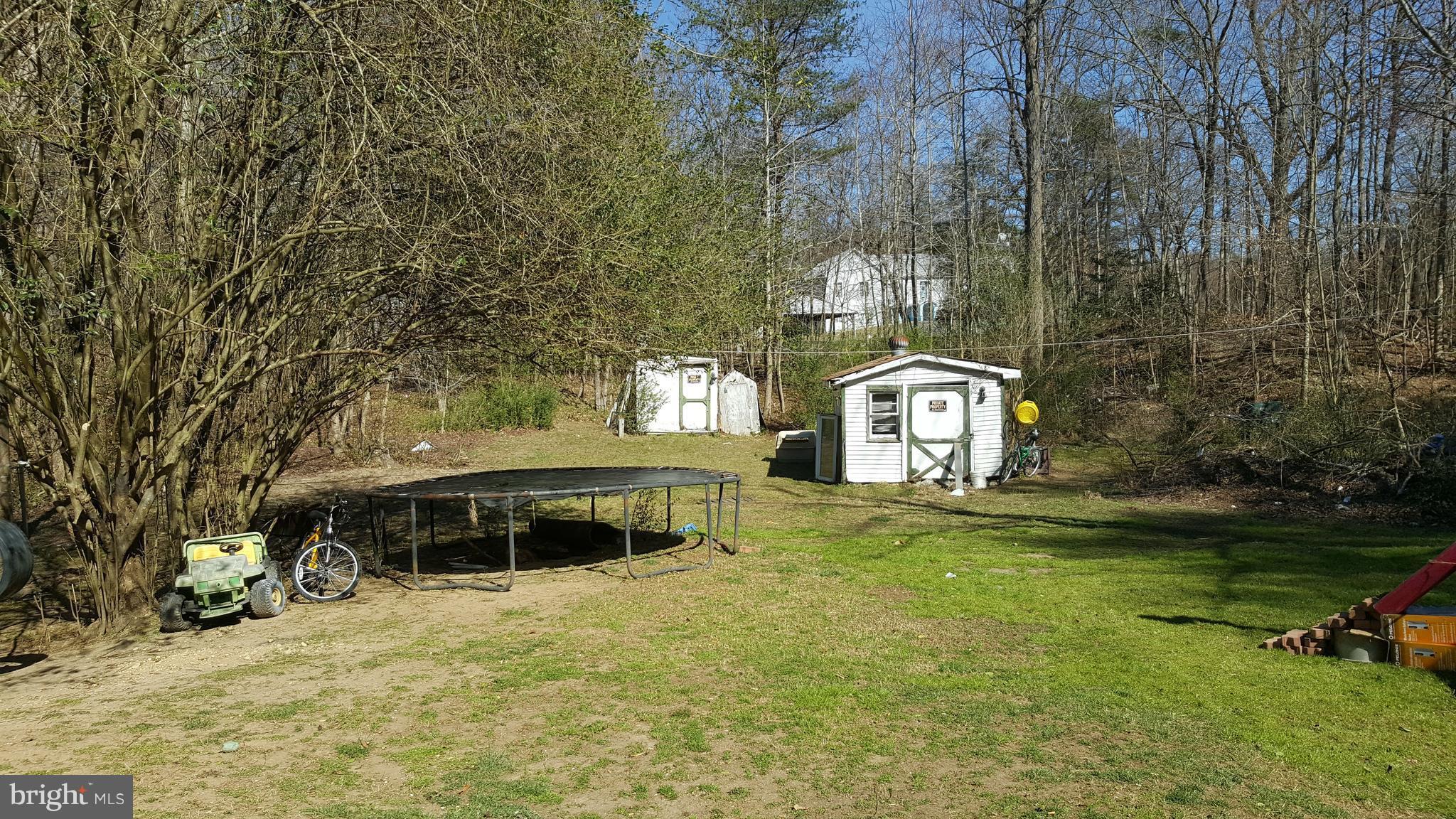 28 Knapp Road Stafford, VA 22554 - Photo 5 of 15 Backyard