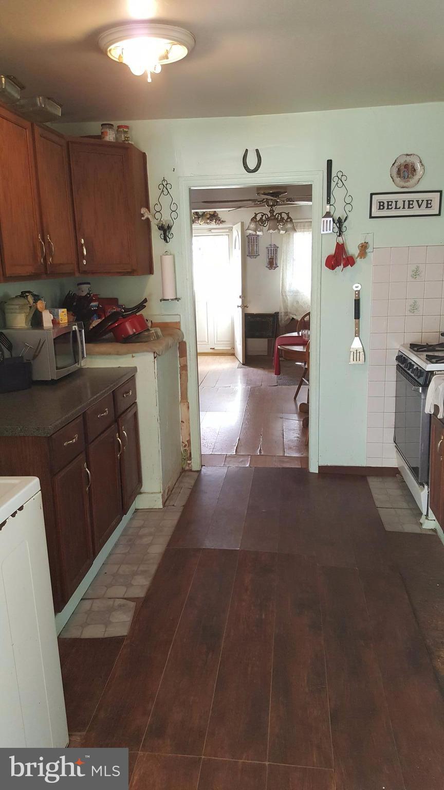 28 Knapp Road Stafford, VA 22554 - Photo 6 of 15 Kitchen