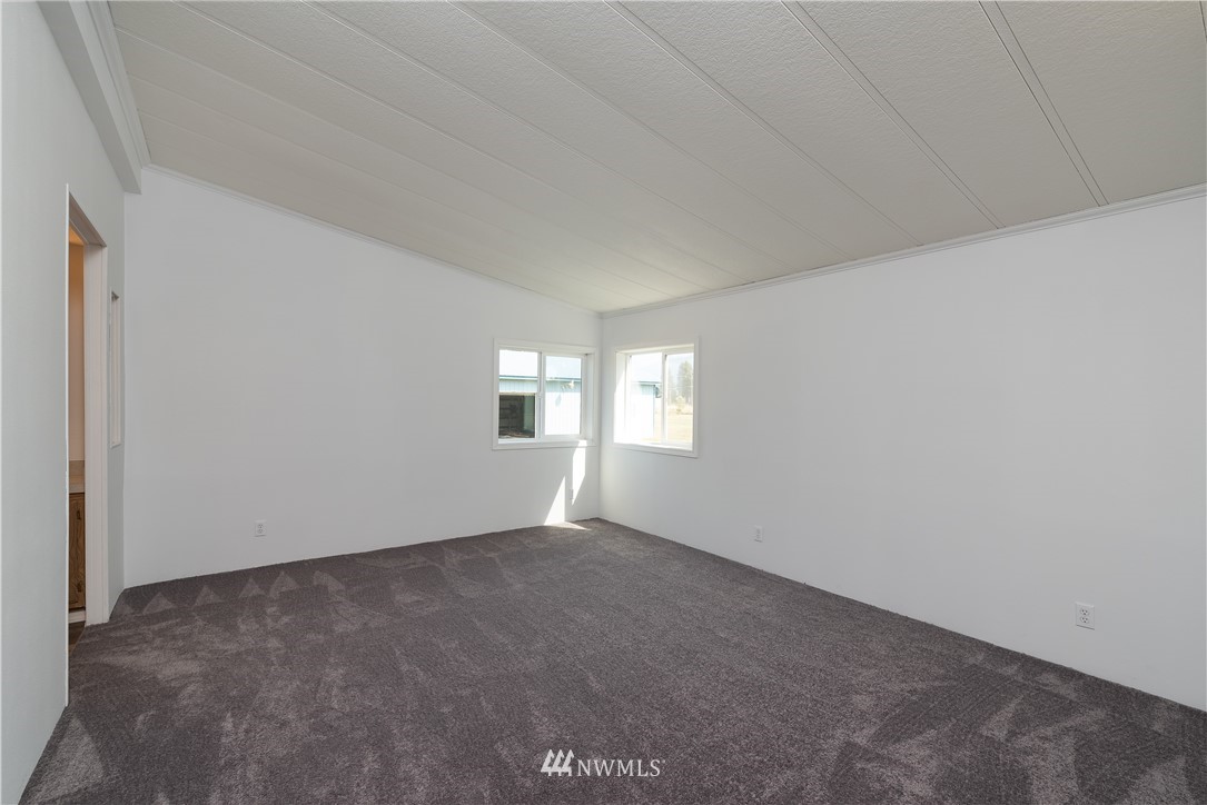 24756 Chase Road Sedro-Woolley, WA 98284 - Photo 11 of 24 Gallery Image 11