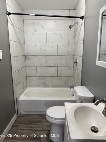 $1,800 | 2204 Golden Avenue, Scranton, PA 18508