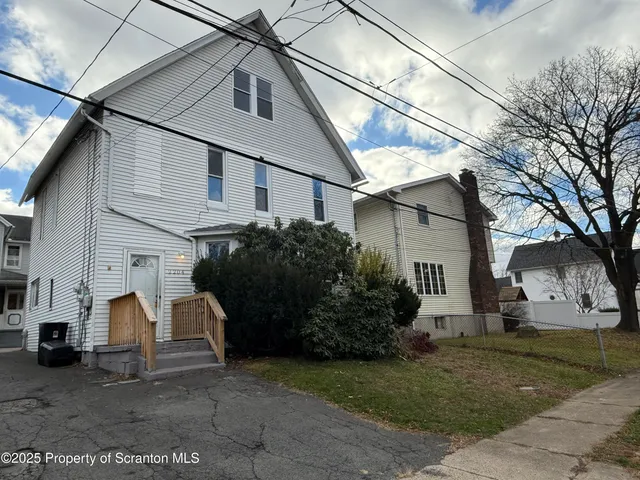 $1,800 | 2204 Golden Avenue, Scranton, PA 18508