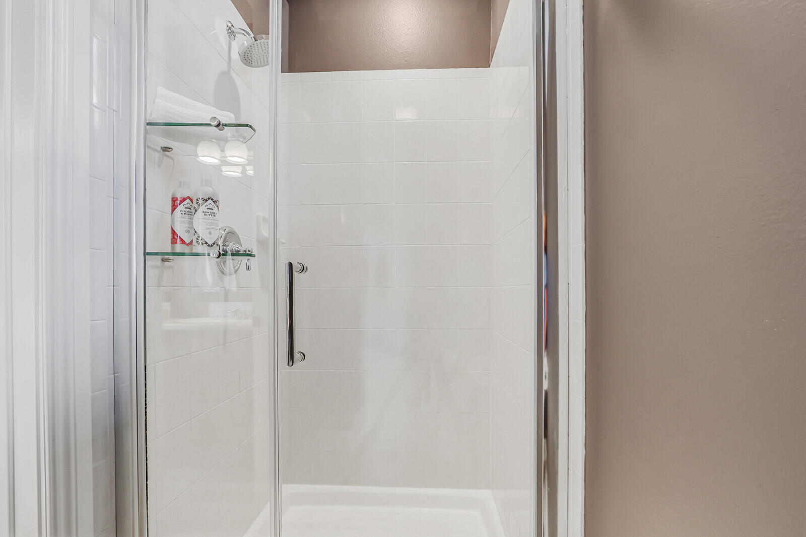 122 Inkberry Drive Jupiter, FL 33458 - Photo 29 of 56 Primary Bath