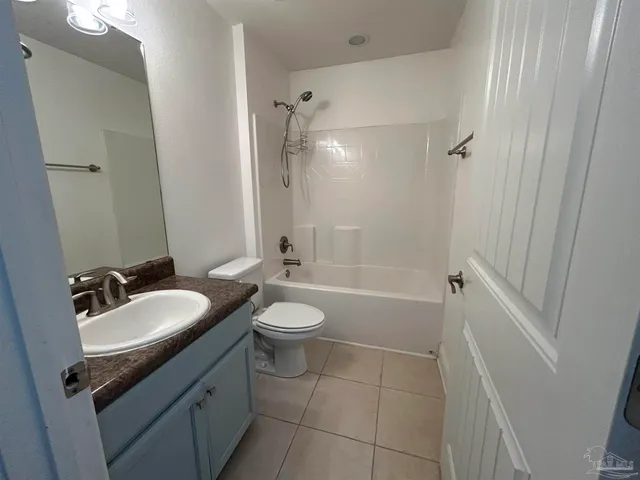 $2,100 | 323 Tree Swallow Drive, Pensacola, FL 32503