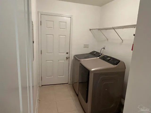 $2,100 | 323 Tree Swallow Drive, Pensacola, FL 32503