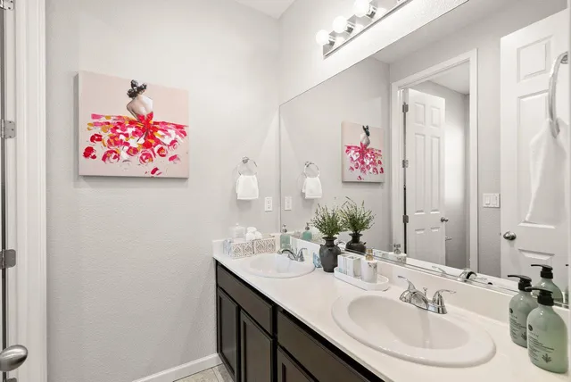 $1,300,000 | 1070 South Atwood Court, Mountain House, CA 95391