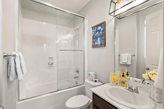 $1,300,000 | 1070 South Atwood Court, Mountain House, CA 95391