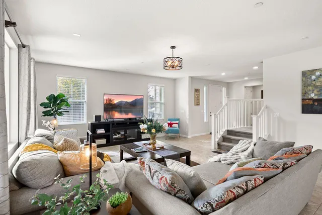 $1,300,000 | 1070 South Atwood Court, Mountain House, CA 95391