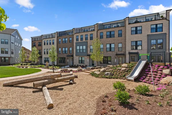 $905,490 | 2720 River Birch Road, Unit HOMESITE 105, Herndon, VA 20171