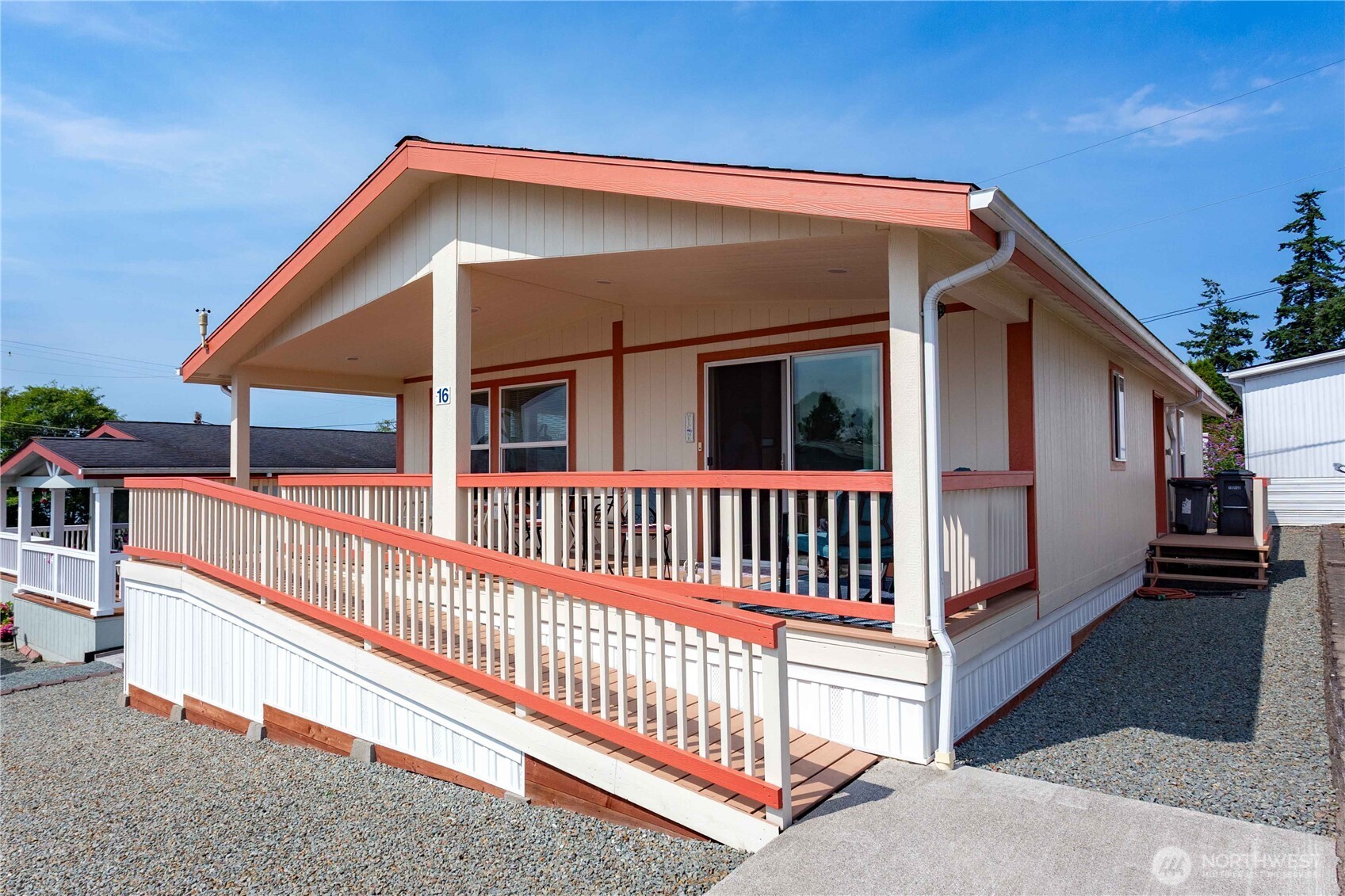 11453 Bayview Edison Road, Unit 16 Mount Vernon, WA 98273 - Photo 23 of 33