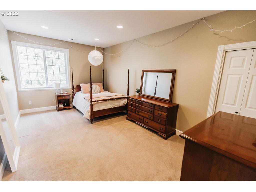 4243 Southeast Augusta Loop Gresham, OR 97080 - Photo 20 of 32 Gallery Image 20
