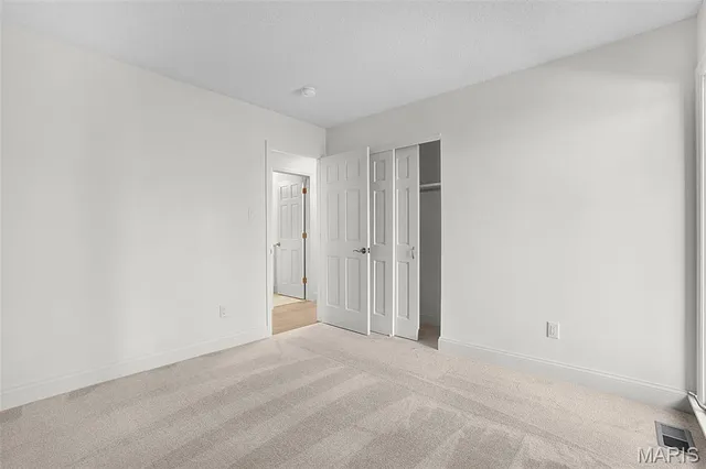 $579,900 | 342 Clayton Trails Drive, Ellisville, MO 63011