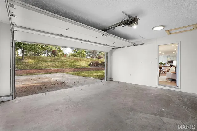 $579,900 | 342 Clayton Trails Drive, Ellisville, MO 63011