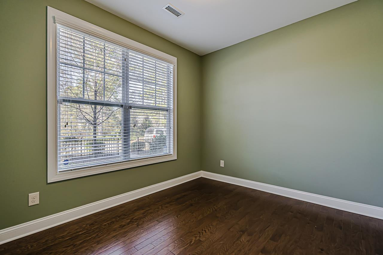 2332 Noble Road Raleigh, NC 27608 - Photo 5 of 29 Photo 5