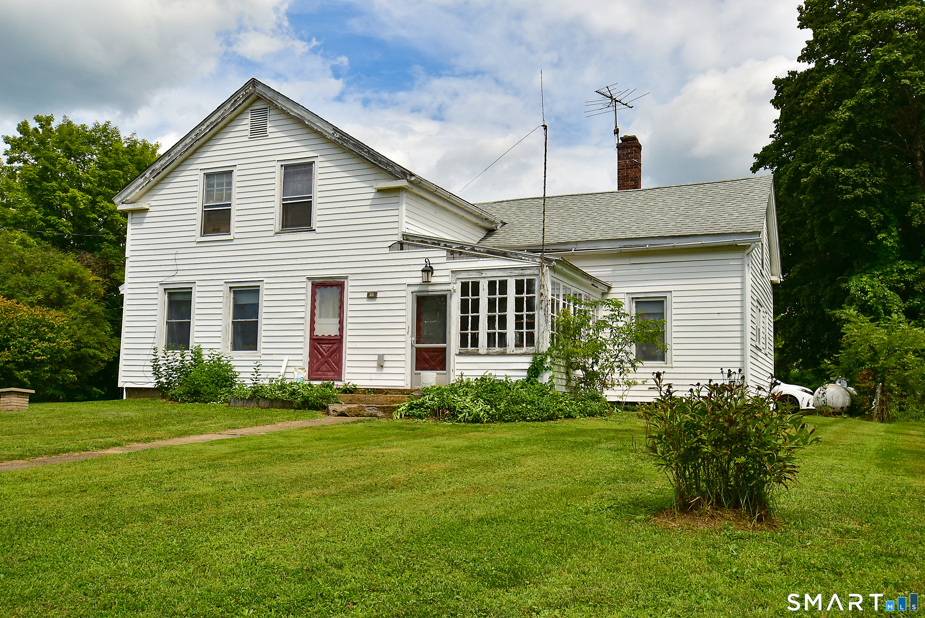 9 Schwanda Road Stafford, CT 06076 - Photo 3 of 26 Gallery Image 3