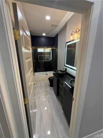 a view of walk in closet