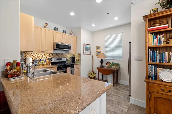 $899,000 | 2408 Watermarke Place, Irvine, CA 92612