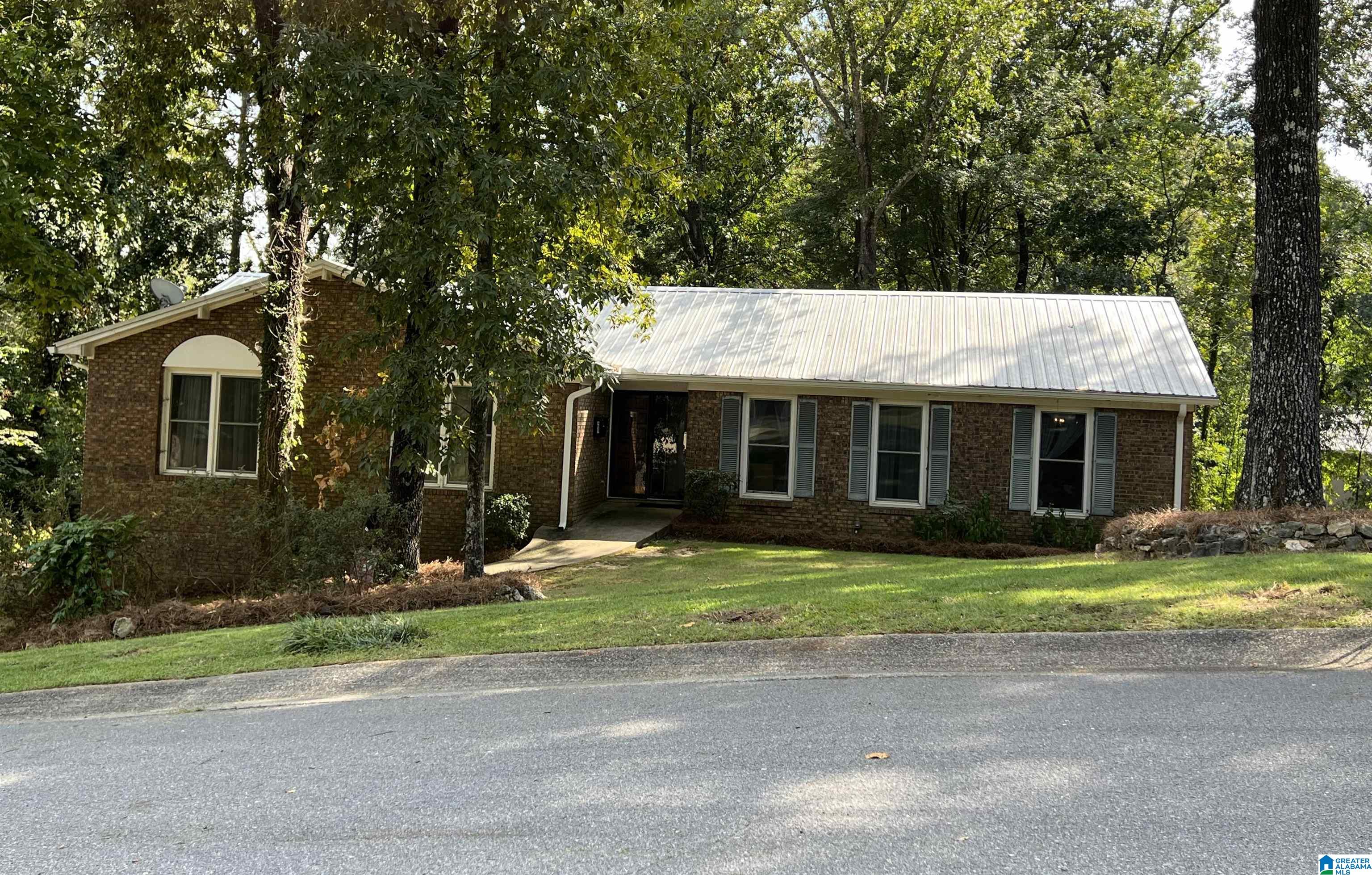 4637 Tecumseh Lane Pelham, AL 35124 - Photo 1 of 3