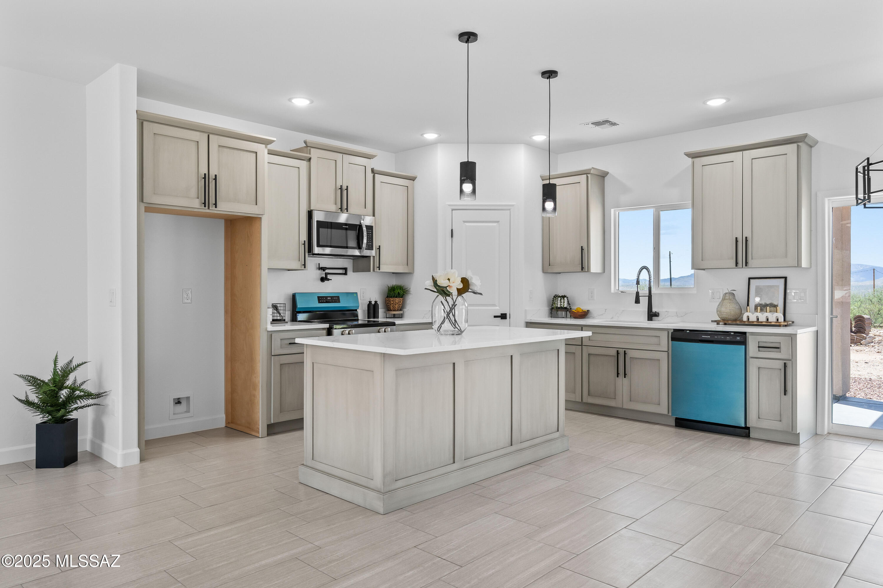 1830 Circulo Glorieta Rio Rico, AZ 85648 - Photo 6 of 32