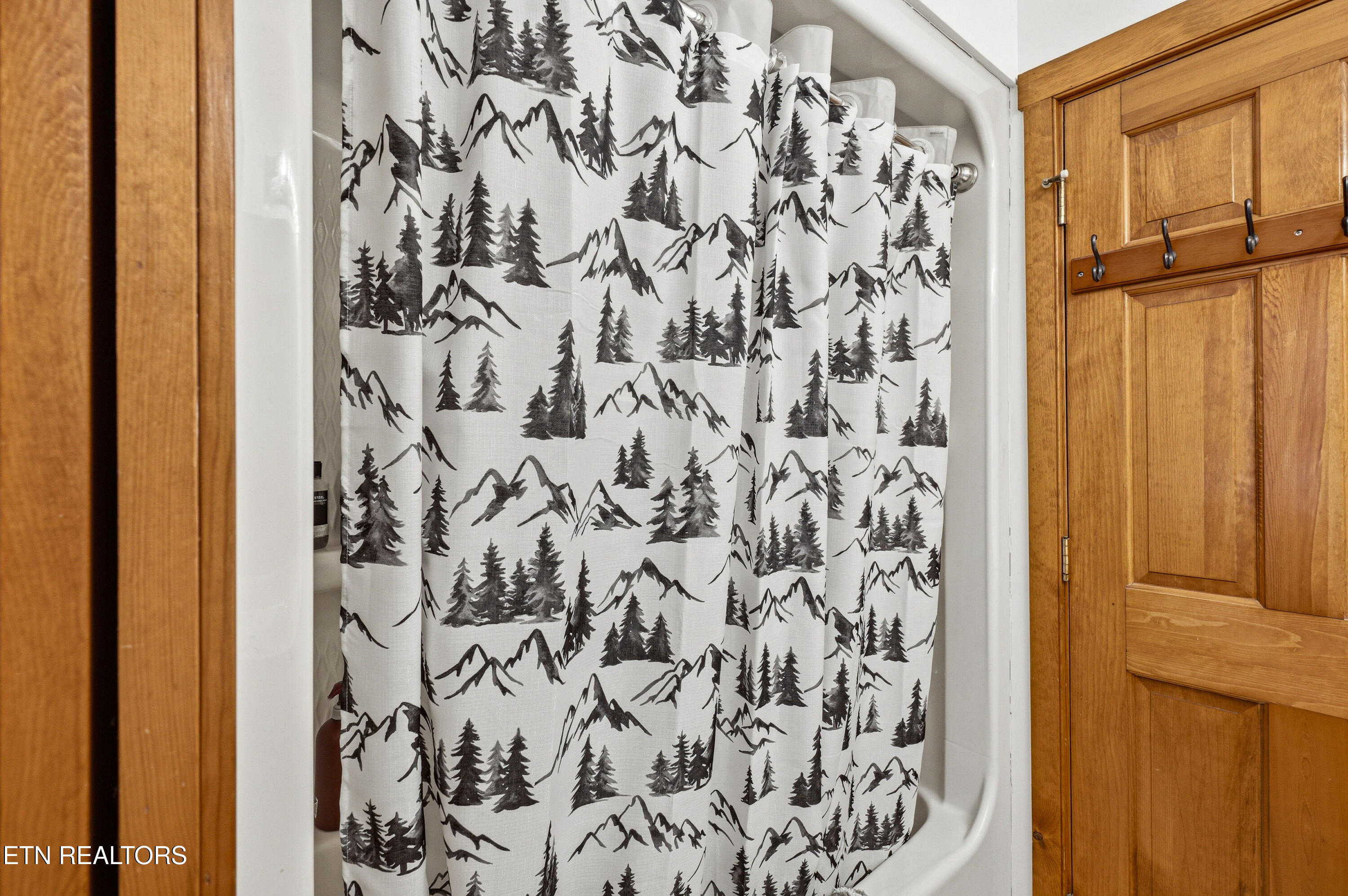 2206 Castle Rise Way Sevierville, TN 37862 - Photo 18 of 40 2206-castle-rise-way-17