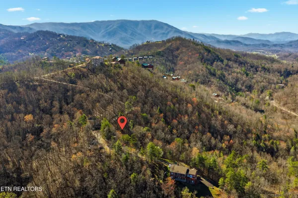 $473,500 | 2206 Castle Rise Way, Sevierville, TN 37862