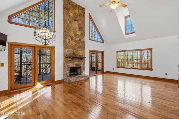 $473,500 | 2206 Castle Rise Way, Sevierville, TN 37862