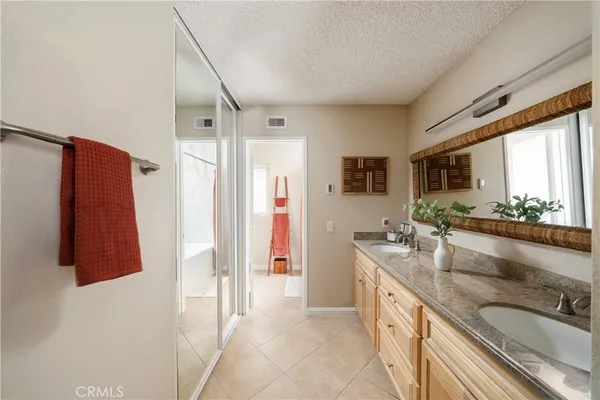 $1,045,000 | 6051 Tahoe Place, Camarillo, CA 93012