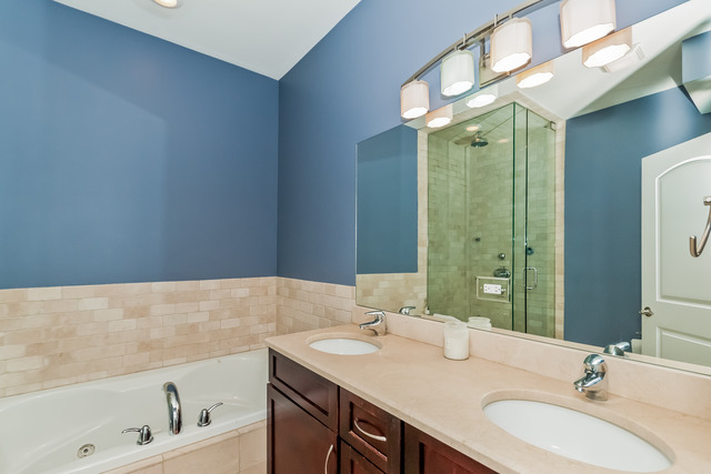 1035 West Madison Street, Unit 2 Chicago, IL 60607 - Photo 15 of 19 Gallery Image 15