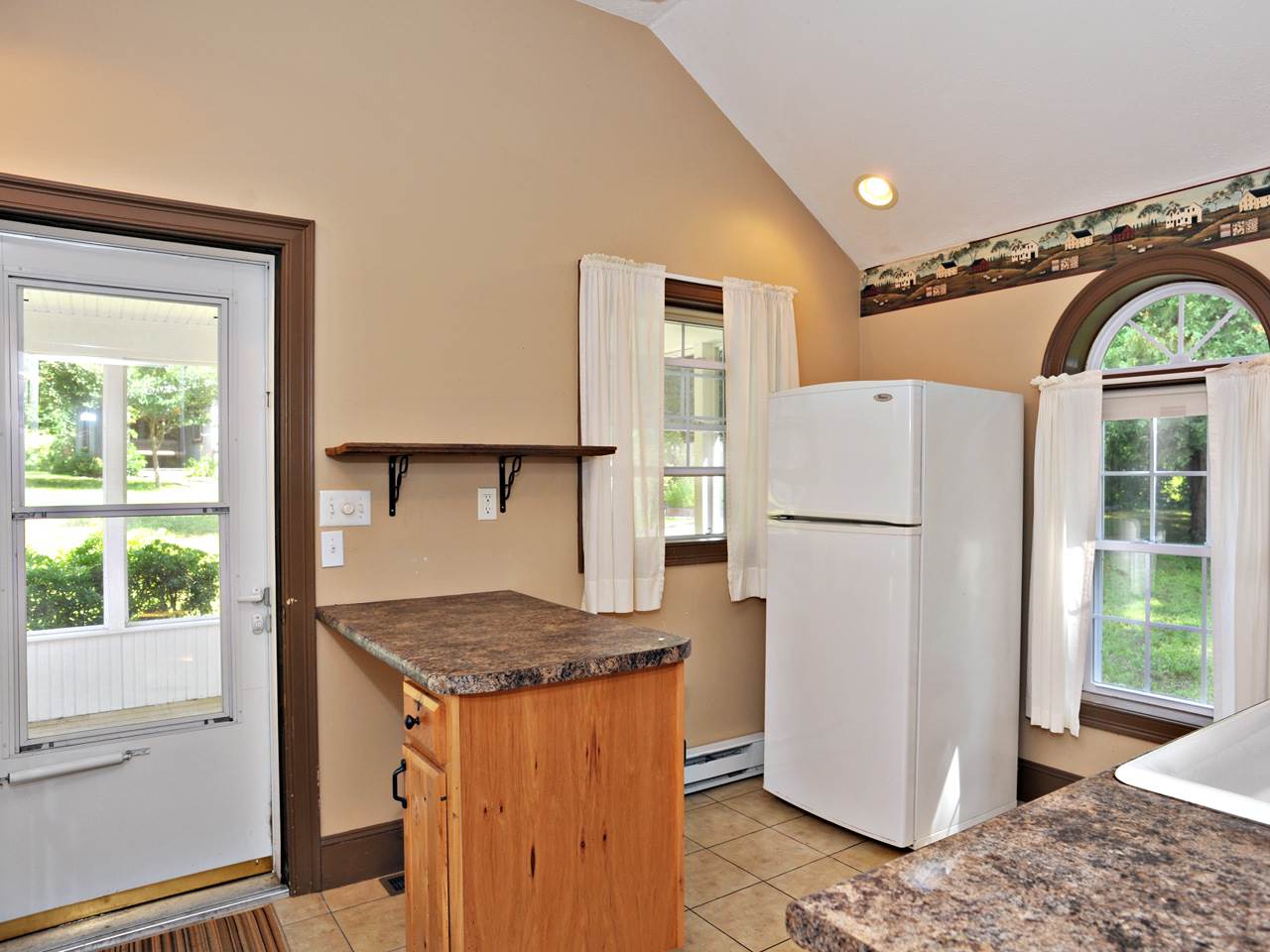 230 Shannon Road Atkinson, NH 03811 - Photo 22 of 40