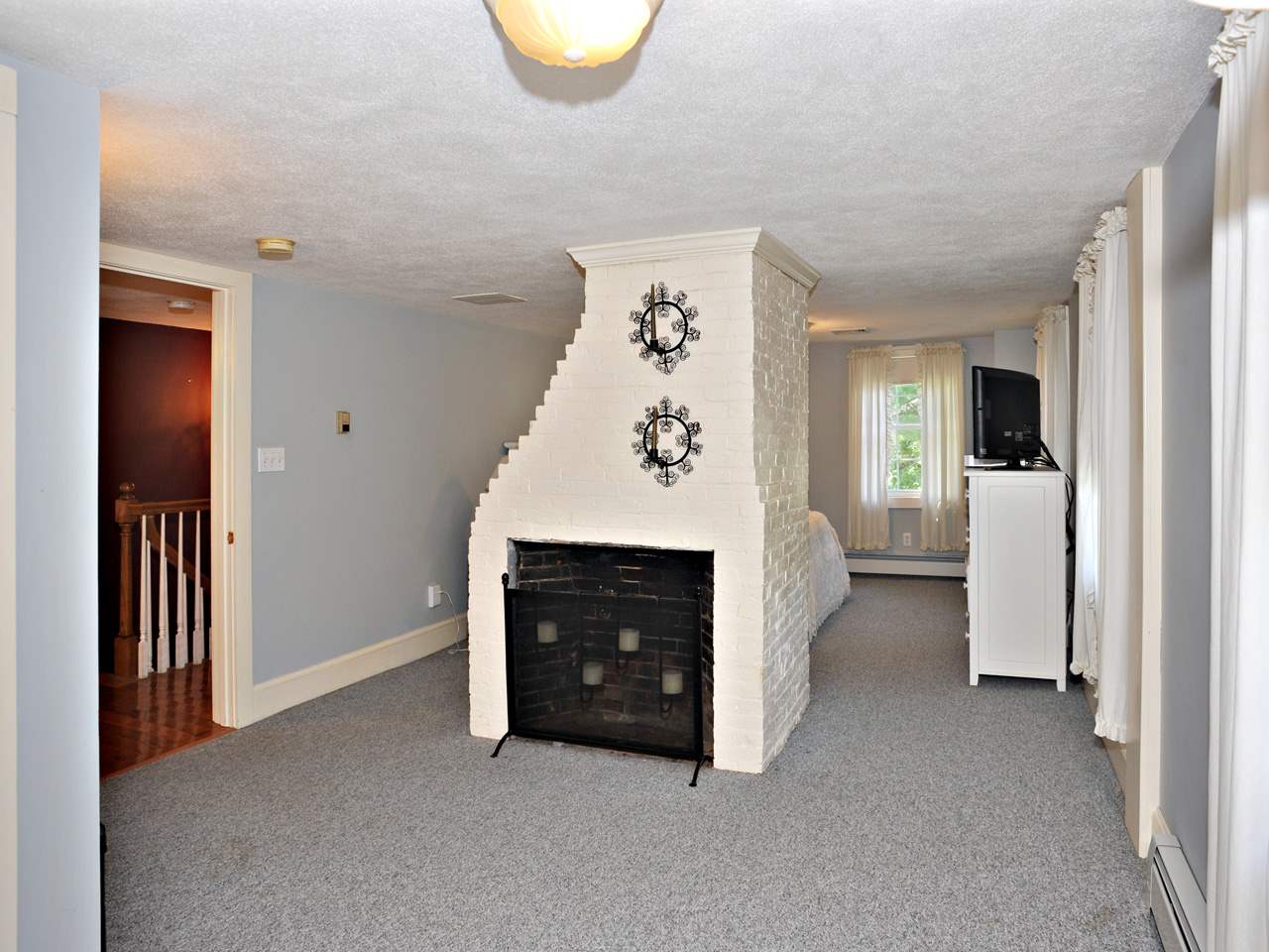230 Shannon Road Atkinson, NH 03811 - Photo 29 of 40