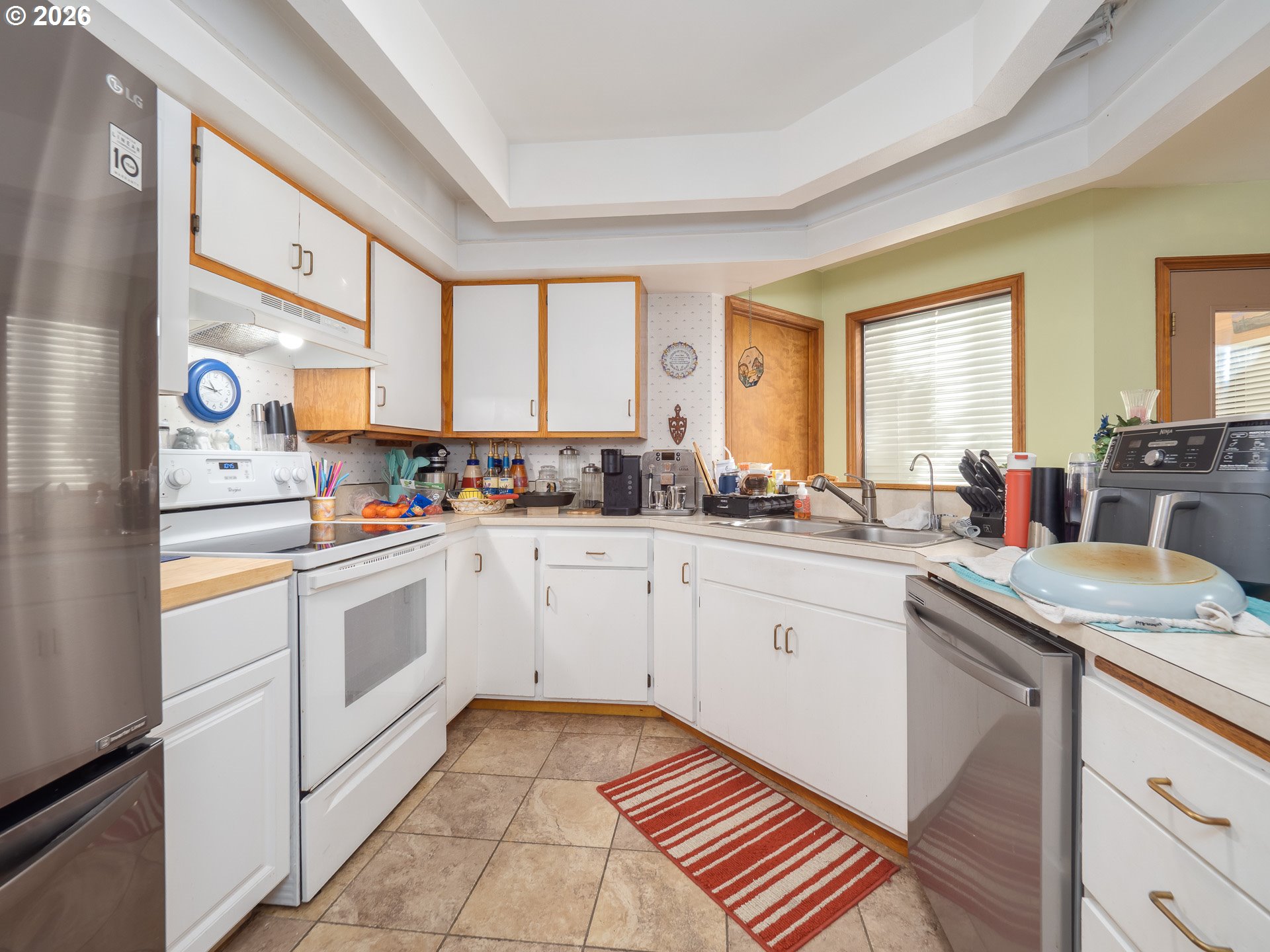 600 Wynooski Street Newberg, OR 97132 - Photo 45 of 48 a kitchen with a cabinets and appliances
