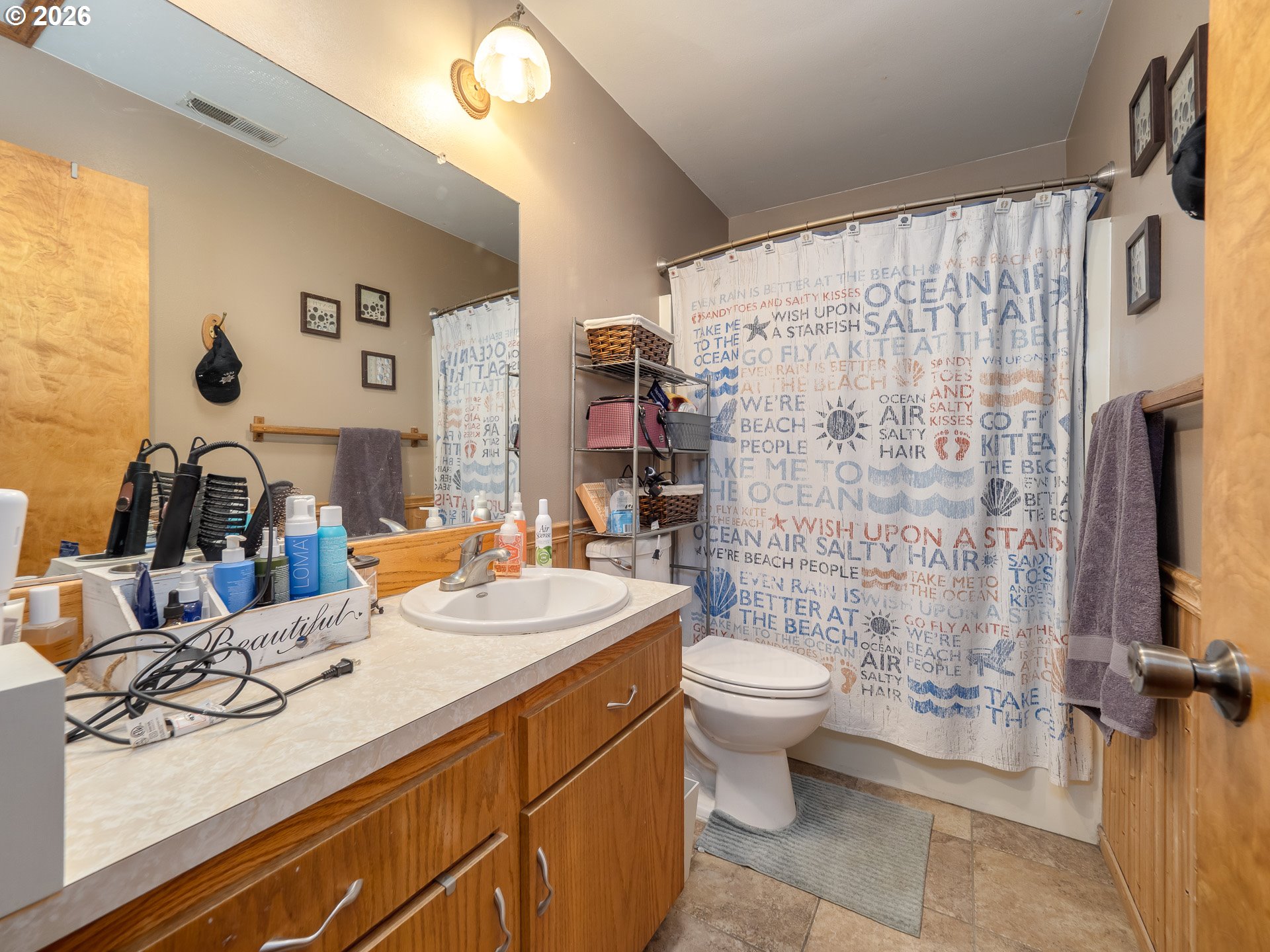 600 Wynooski Street Newberg, OR 97132 - Photo 47 of 48 a bathroom with a sink toilet and shower