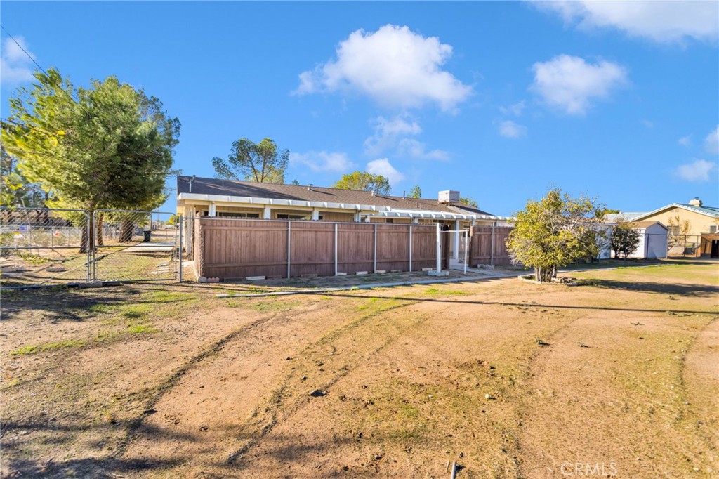 15481 Ramona Road Apple Valley, CA 92307 - Photo 22 of 29