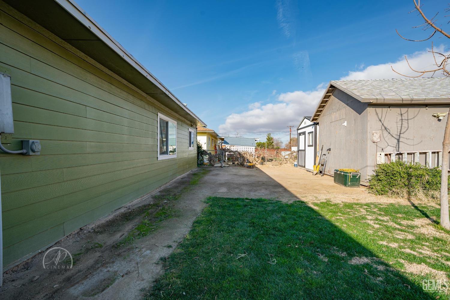 Undisclosed Address New Cuyama, CA 93254 - Photo 25 of 28 a view of a backyard of the house