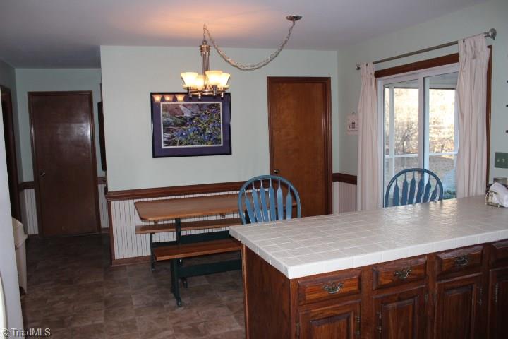 4804 Sweetbriar Road Greensboro, NC 27455 - Photo 10 of 14