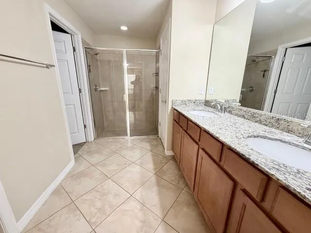 $2,450 | 11928 Inagua Drive, Orlando, FL 32827